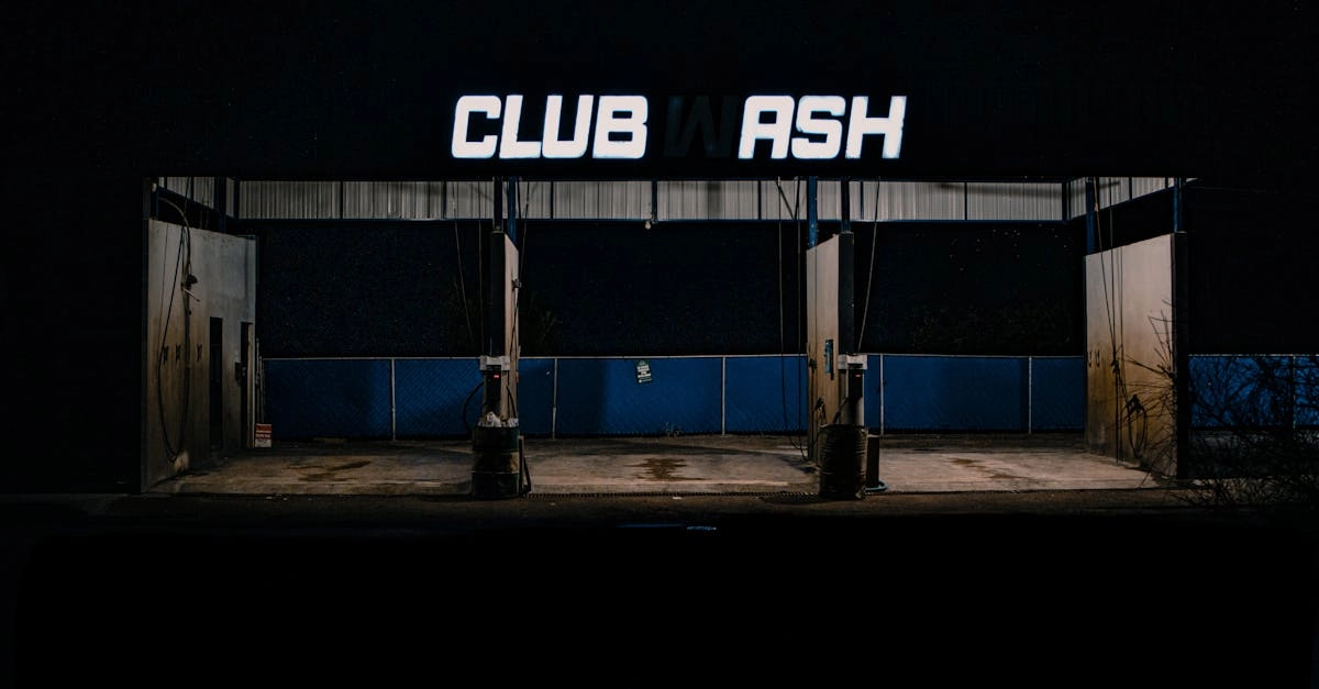 découvrez la technique du frontside boardslide pretzel out, une manœuvre de skate impressionnante qui allie équilibre et maîtrise. apprenez les astuces pour exécuter ce trick de manière fluide et impressionnez vos amis sur le skatepark.