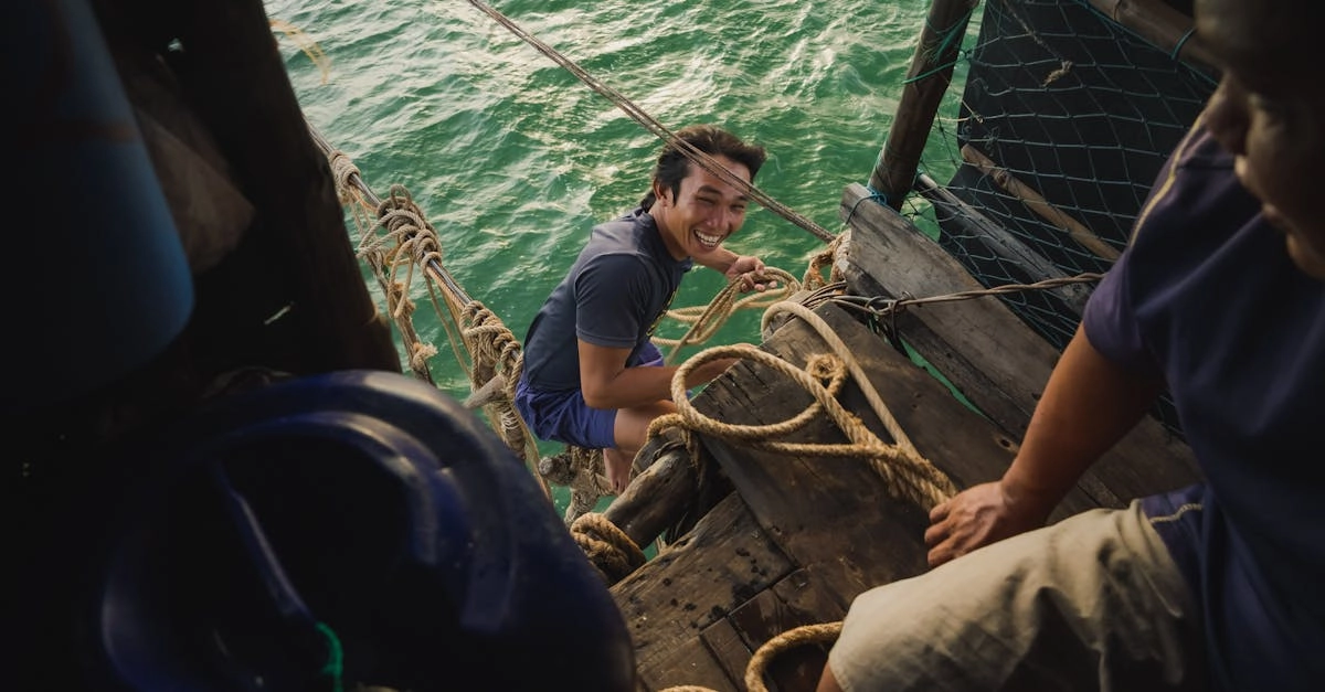 découvrez des conseils précieux pour améliorer votre escalade, que vous soyez débutant ou grimpeur expérimenté. apprenez les meilleures techniques, astuces de sécurité et stratégies pour conquérir vos sommets en toute confiance.