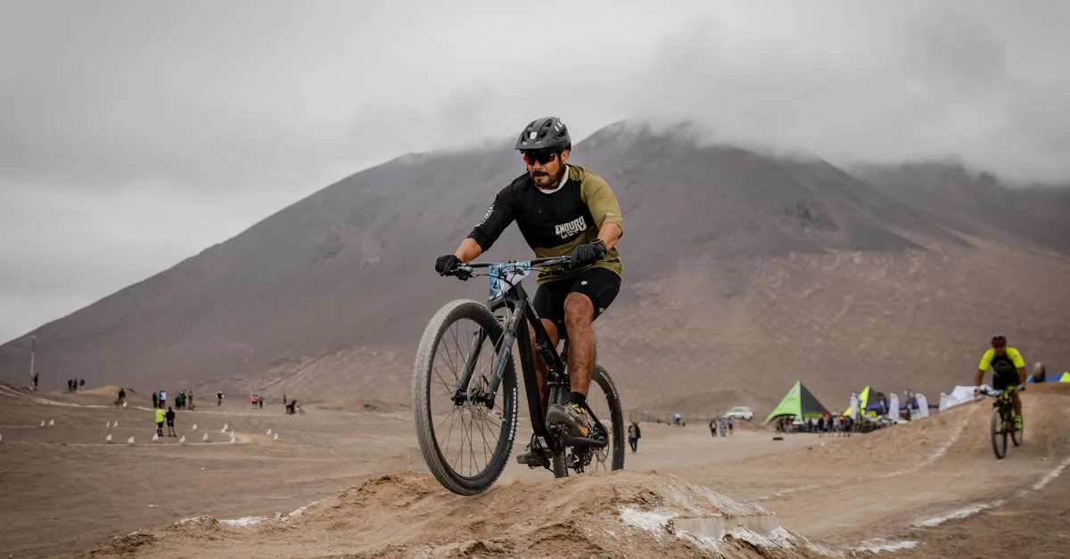 découvrez notre sélection de vtt pour tous les niveaux : performance, confort et durabilité pour vos aventures en montagne.