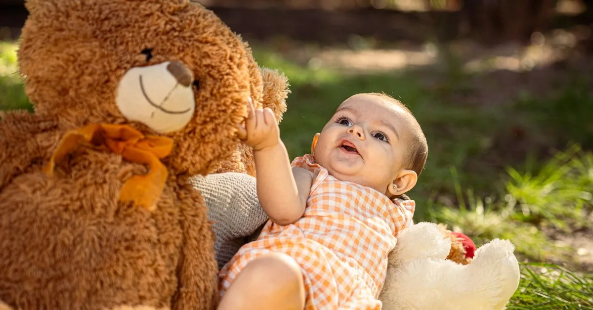 découvrez tout sur les bébés : conseils, soins, développement et bien-être pour accompagner votre enfant dès ses premiers jours.